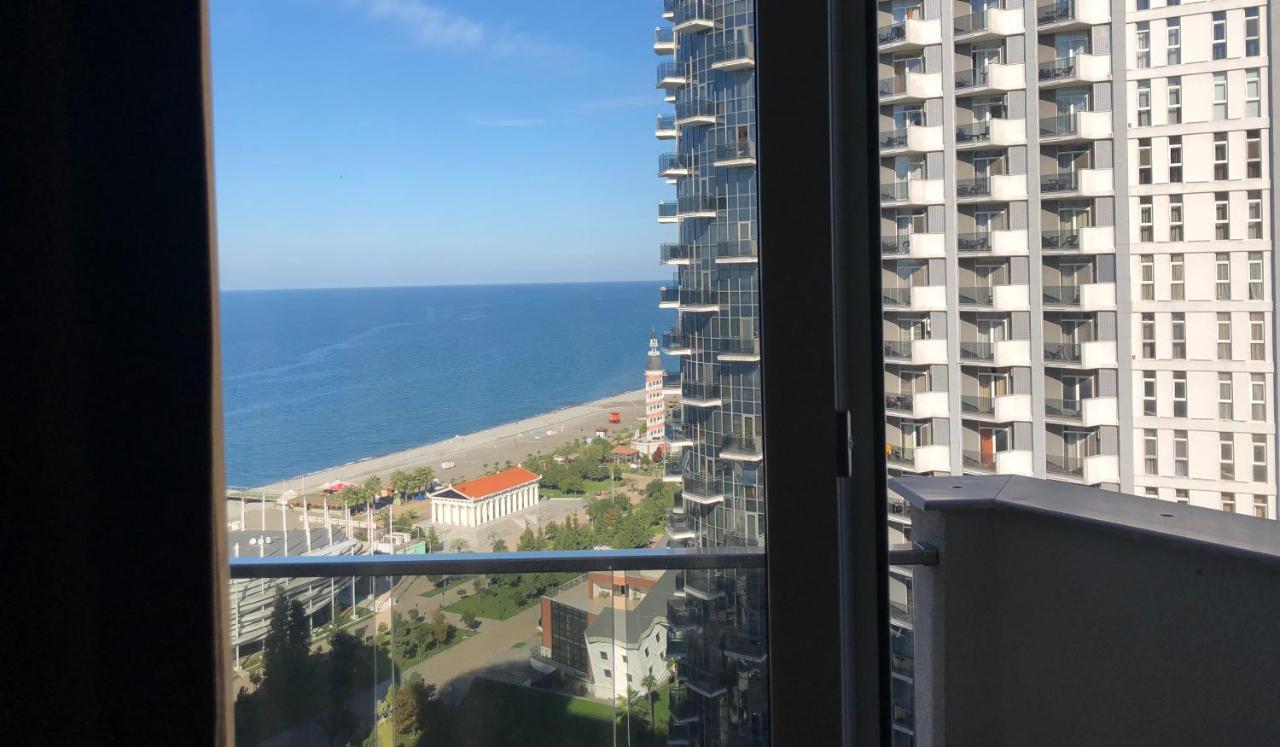 Black Sea Towers Батумі Екстер'єр фото