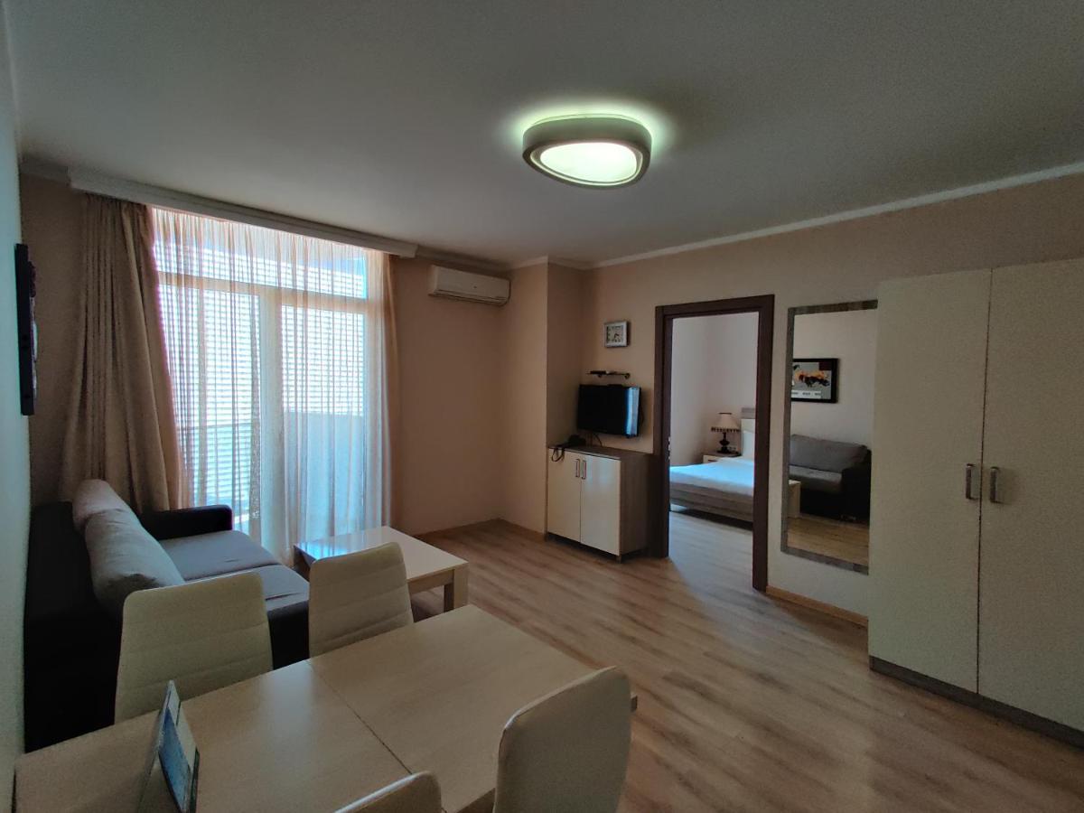 Black Sea Towers Батумі Екстер'єр фото