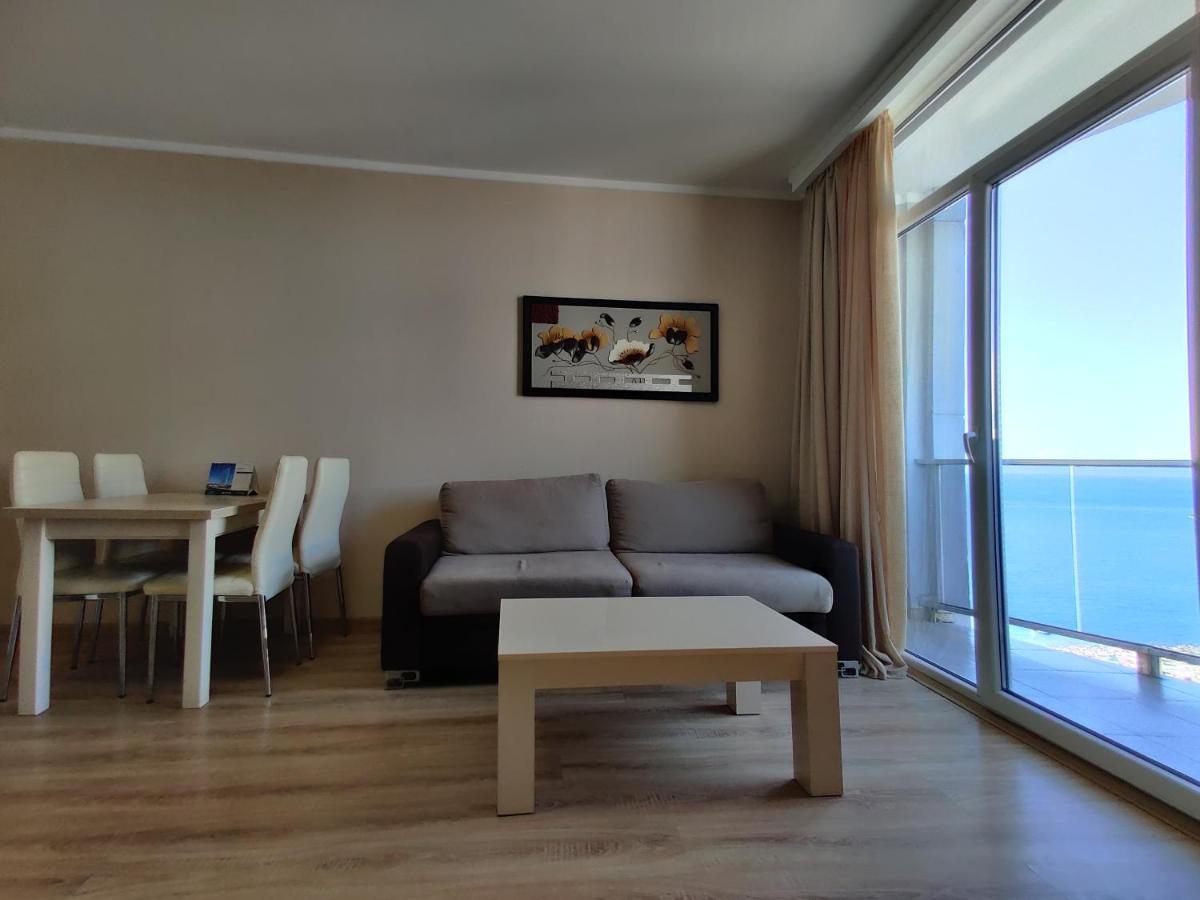 Black Sea Towers Батумі Екстер'єр фото