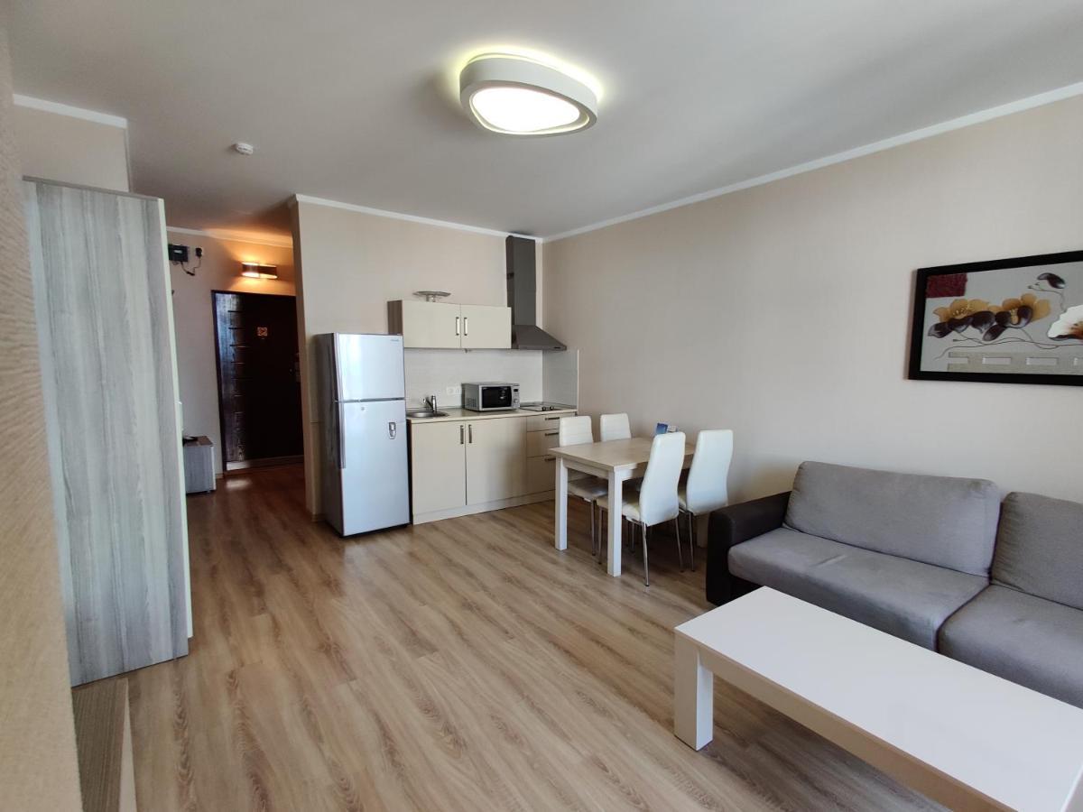 Black Sea Towers Батумі Екстер'єр фото