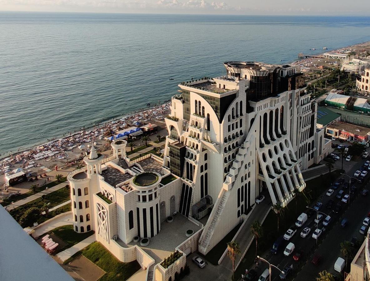 Black Sea Towers Батумі Екстер'єр фото