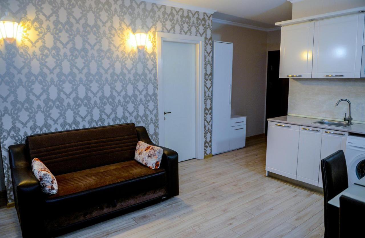 Black Sea Towers Батумі Екстер'єр фото