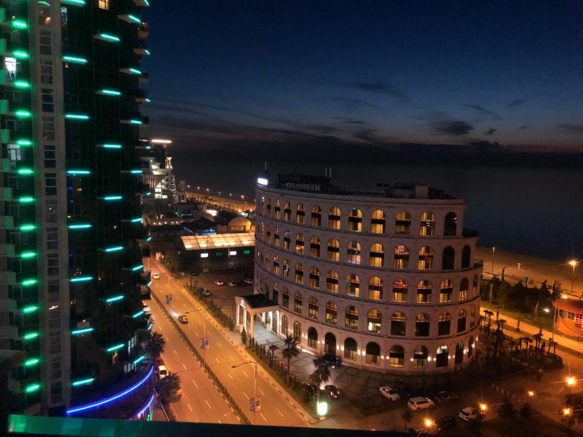 Black Sea Towers Батумі Екстер'єр фото