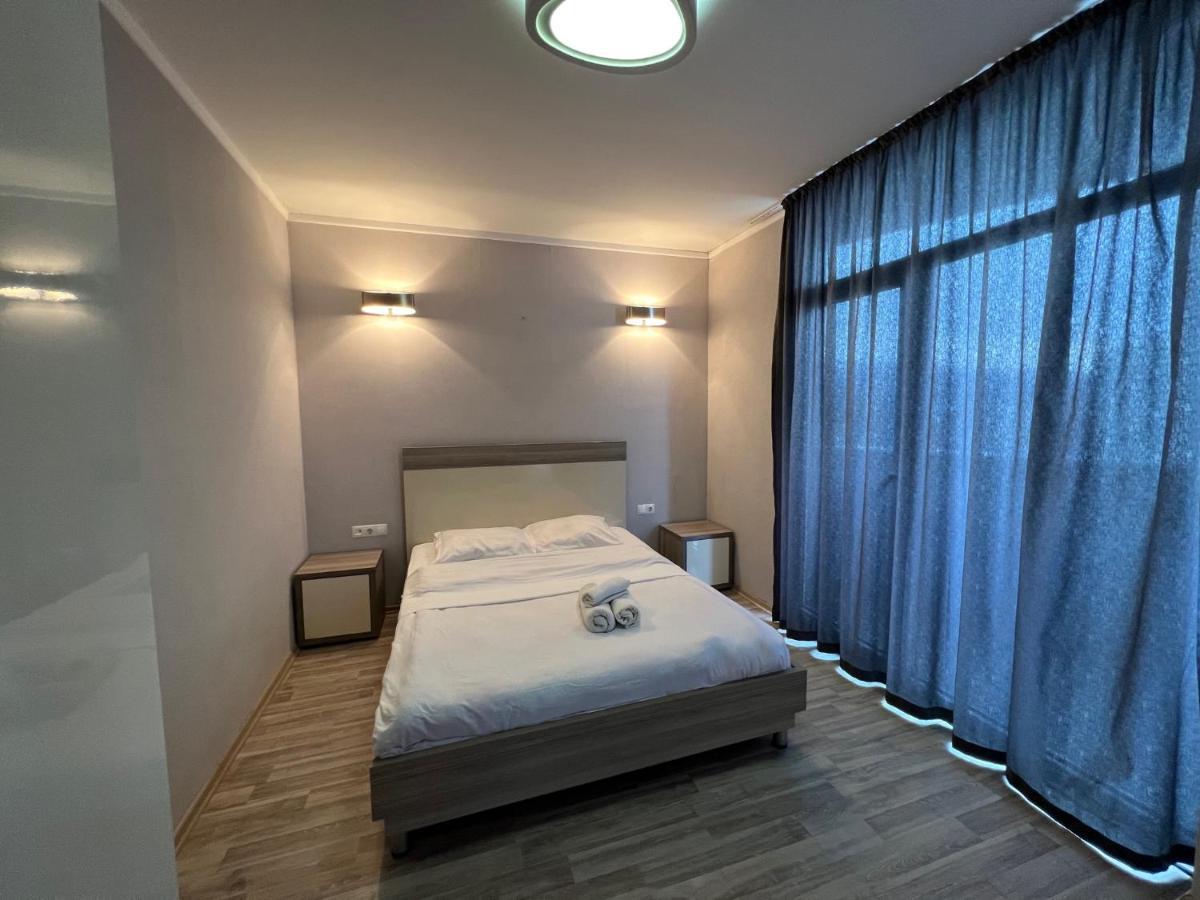 Black Sea Towers Батумі Екстер'єр фото